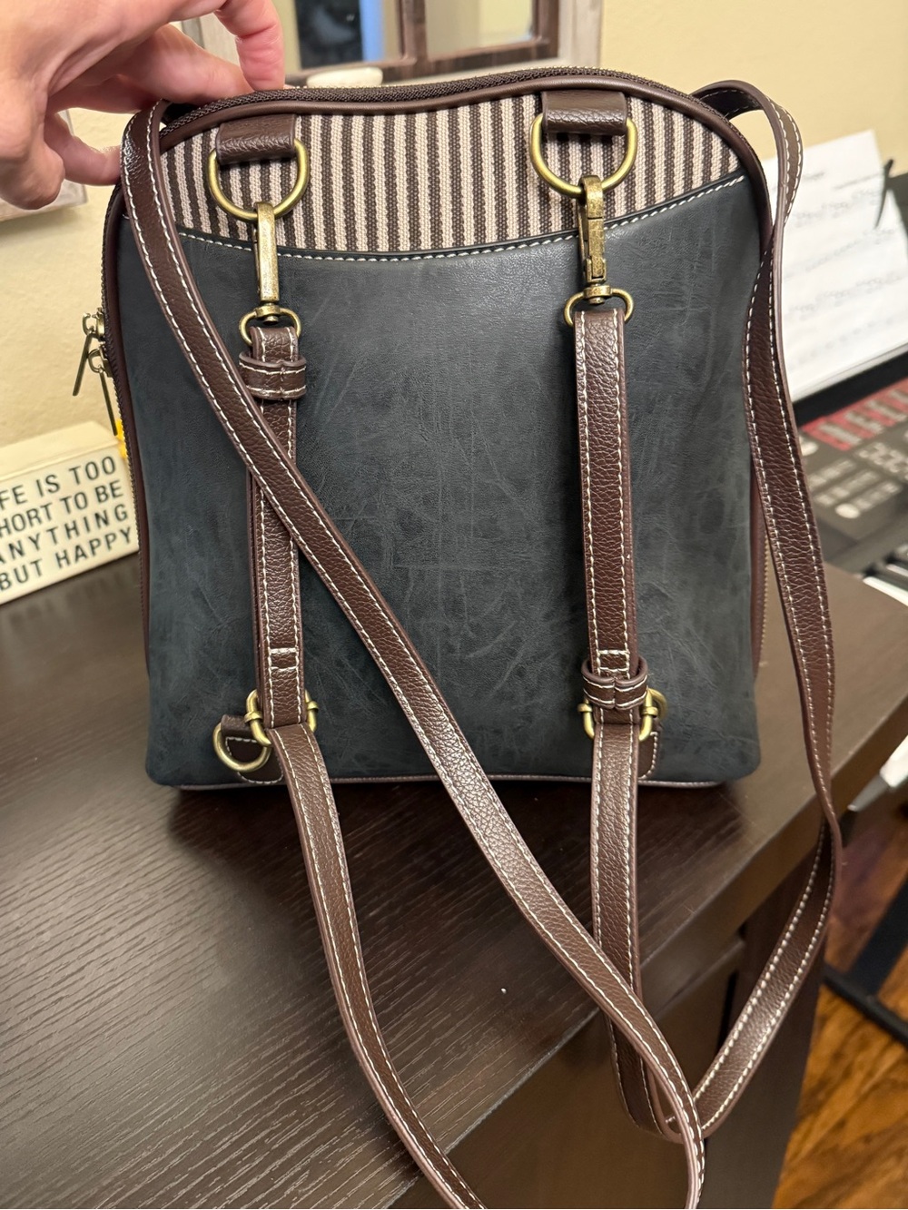 Chala Dragonfly Convertible Backpack Purse – Vegan Leather NWT - Picture 7 of 11